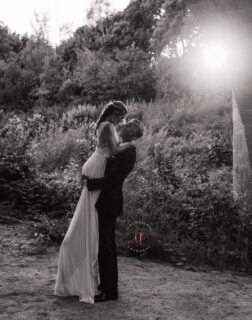 Un moment de calme ✨

Dress @pronovias 
Smoking @dress2killuk 
MUA & hair @bridal.byseline @stylingspotno 
Location Provence, France 
Photo @by.lenefossdal 

#weddinginfrance #provencewedding #weddingphotography