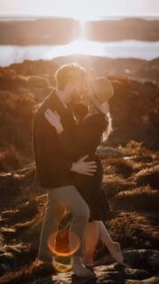 Parfotografering trenger ikke være kun for nyforlovede. Det kan være for nyforelskede, gammelforelskede, akkurat gift eller gift i 20 år 🤭 Poenget er bare å få foreviget dere, som par, her og nå. Så man kan se tilbake en dag, mimre og nyte 🙏🏻

#fotografbergen #kjærester #loveislove